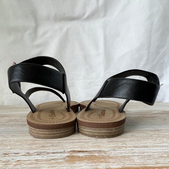 Weeboo Black Thong Sandals with Buckle, Flats, Size 9, Gladiator Style, EUC! - Picture 8 of 10